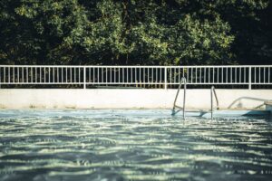 pool fence repair, understanding pool fence repair, tips for pool fence repair